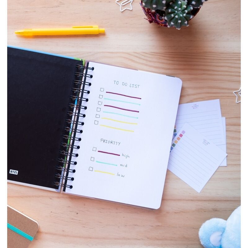 Cuaderno A5 BT21 — vista adicional del producto